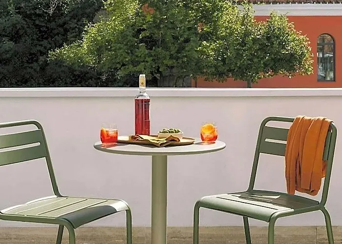 Moochi Relax L'assommior فندق